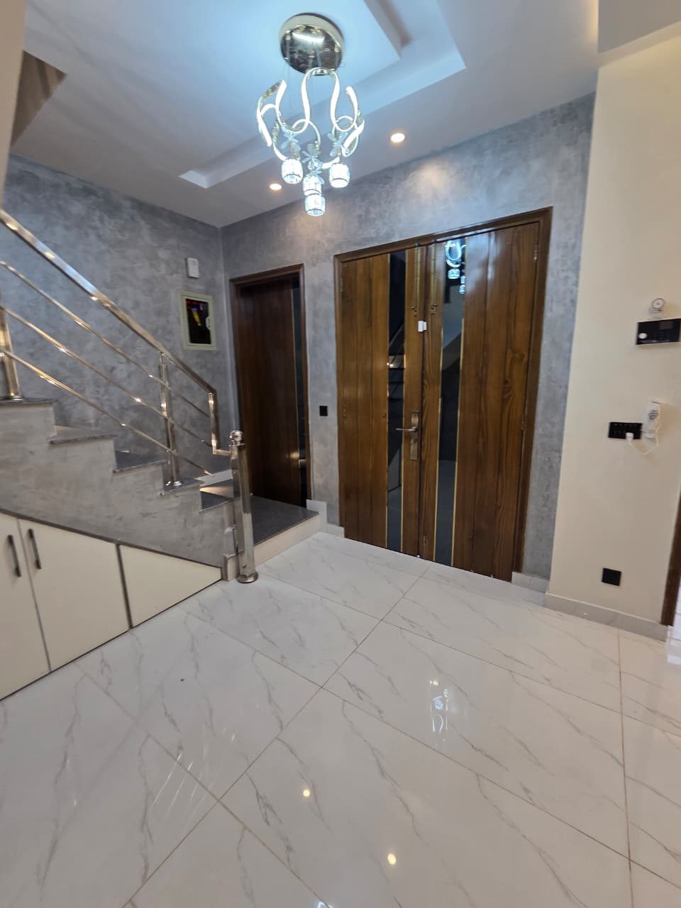 Golden Keyz finished home interior